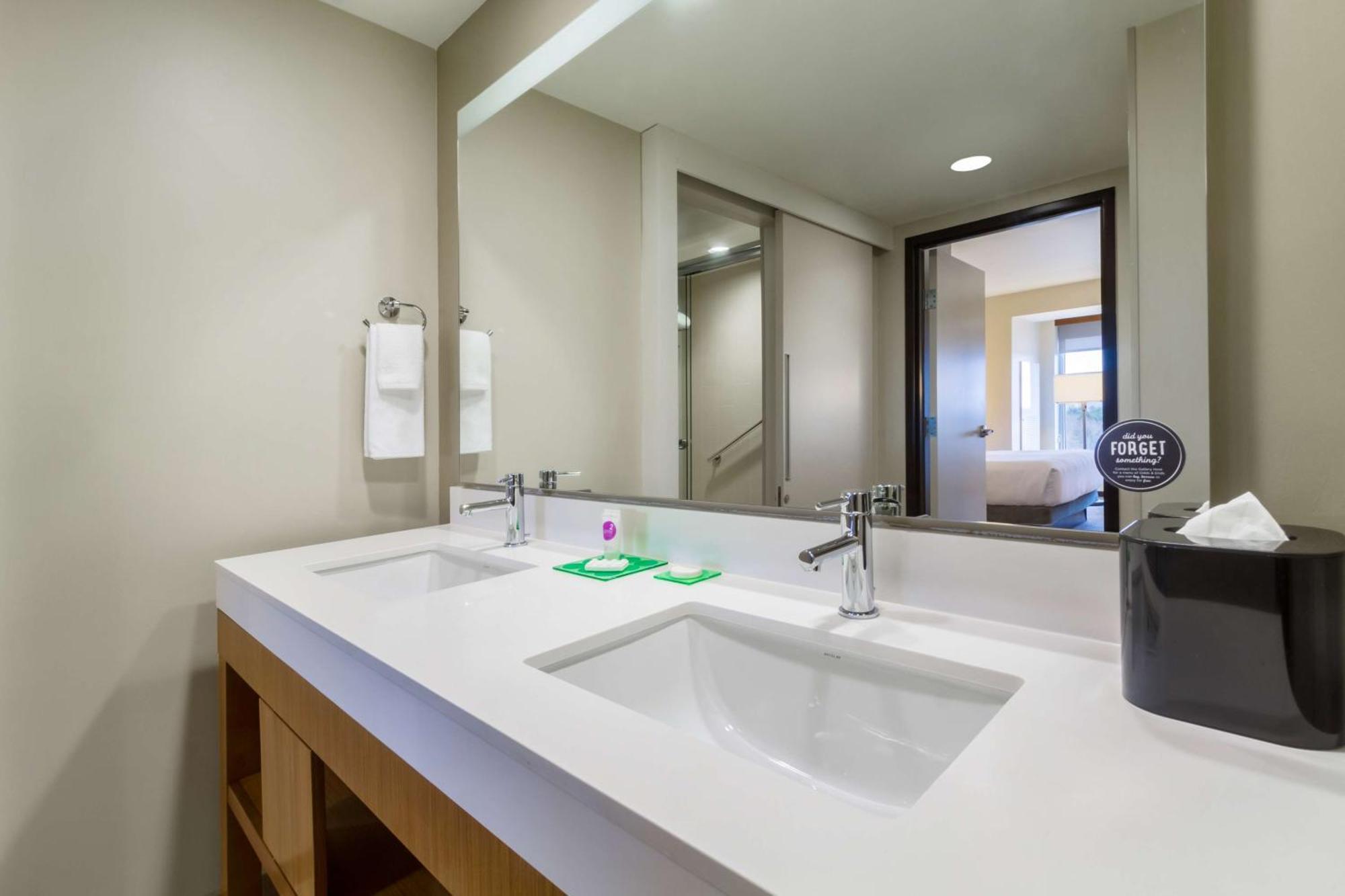Hyatt Place Blacksburg/University Bagian luar foto