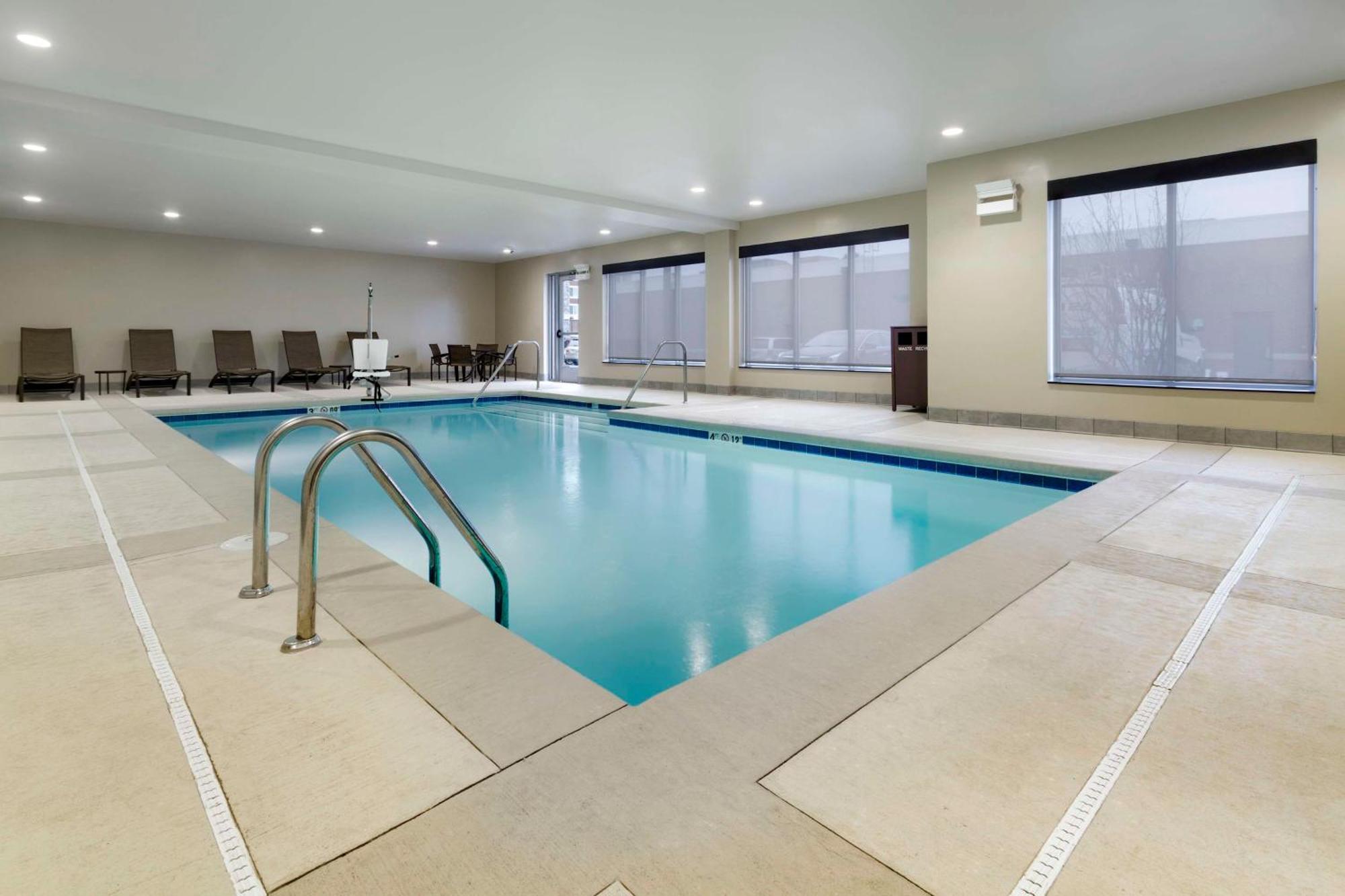Hyatt Place Blacksburg/University Bagian luar foto