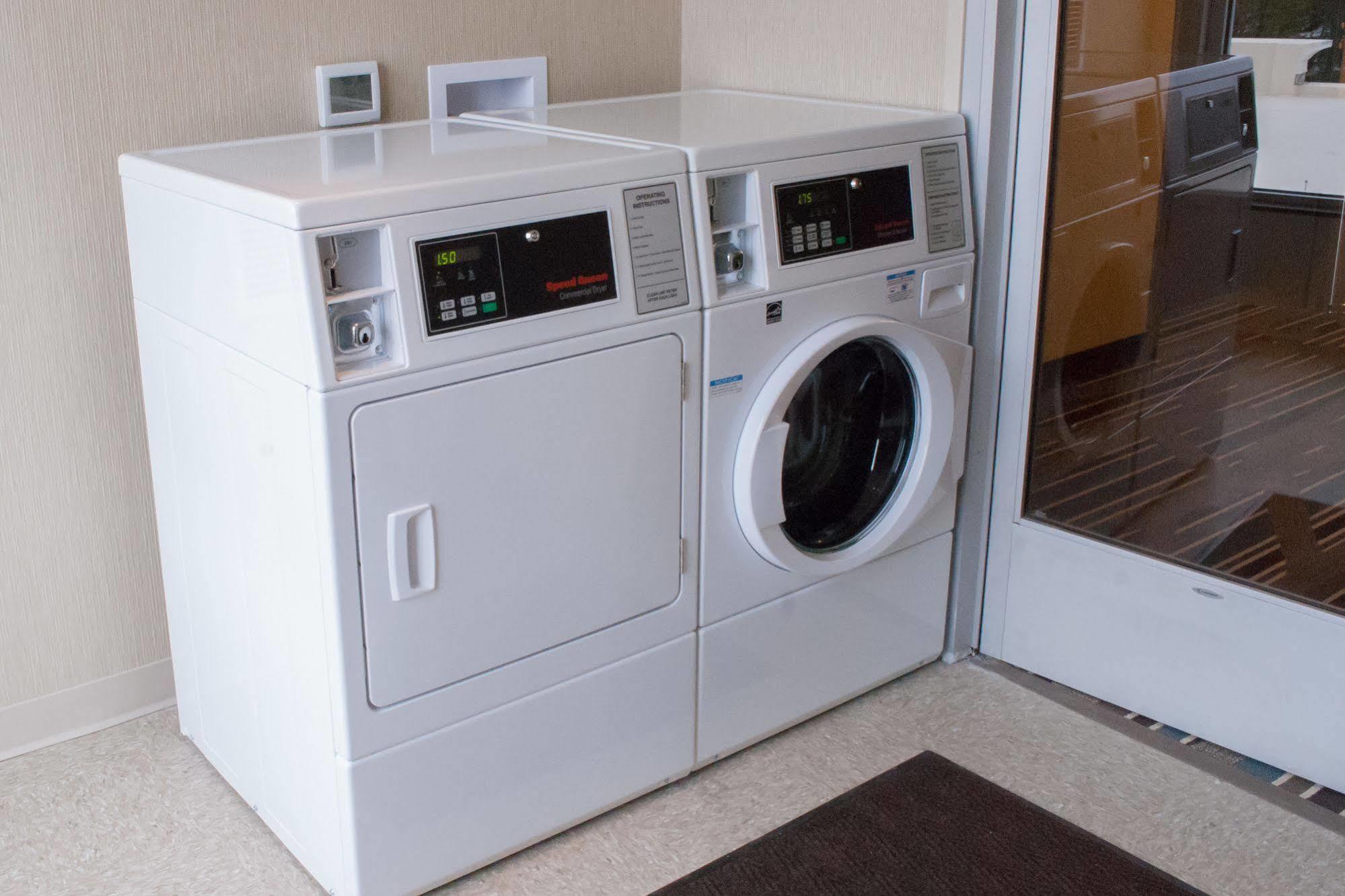Hyatt Place Blacksburg/University Bagian luar foto